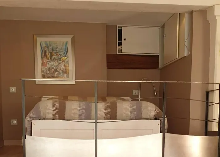 Loft Au Centre Ville, Calme, 200m De La * Saint-Jean-de-Luz